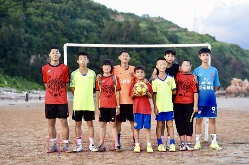 新华社:我为球狂丨足球与海:福建霞浦“长风少年”背后 新华社:我为球狂丨足球与海:福建霞浦“长风少年”背后